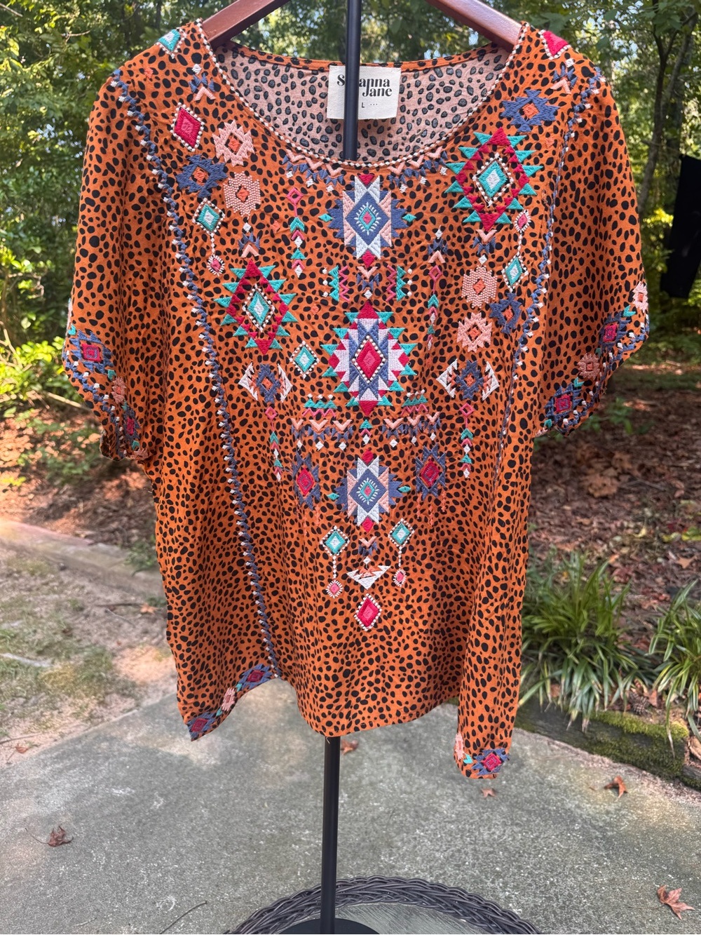 Savanna Jane Rust Orange Embroidered Geometric Short-Sleeve Blouse